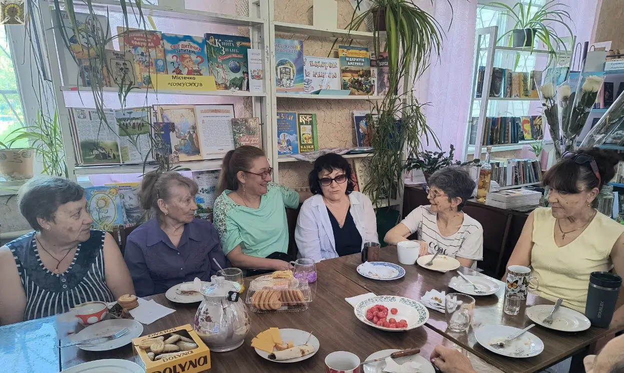 Тепле спілкування під час зустрічі