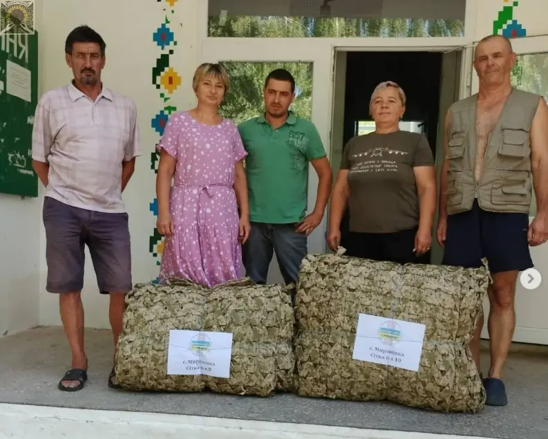 Миронівські майстрині за кропіткою справою